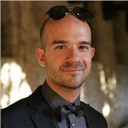 Pianista compositore titolato e qualificato offre lezioni di pianoforte, teoria musicale, notazione informatica, orchestrazione, orchestrazione virtuale, programmazione musicale digitale